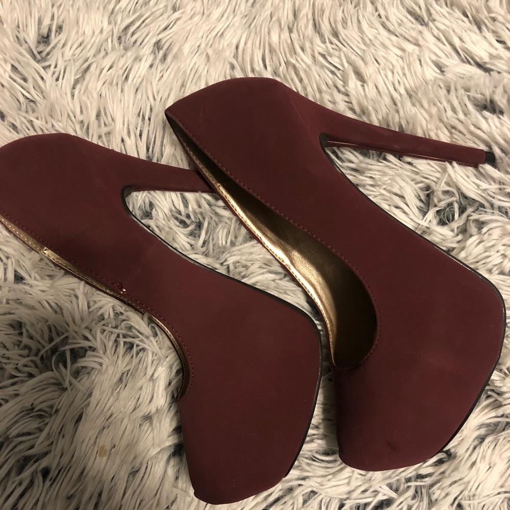 Charlotte Russe Maroon Pumps